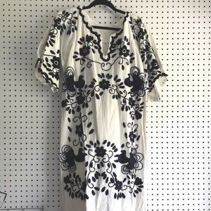 Vintage Mexican Dress.  Excellent condition!  Bust 42”